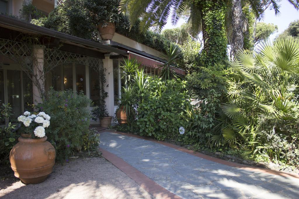 Hotel Mignon Forte dei Marmi Exterior foto